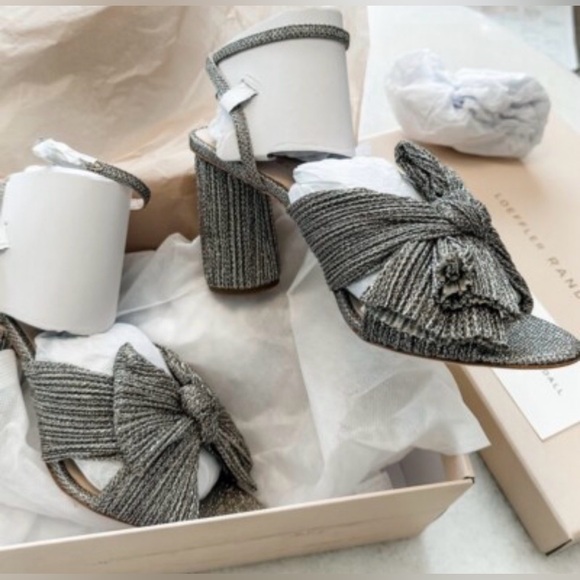 NIB LOEFFLER RANDALL CAMELLIA CHAMPAGNE PLEATED BOW ROUND HEEL - Picture 2 of 13